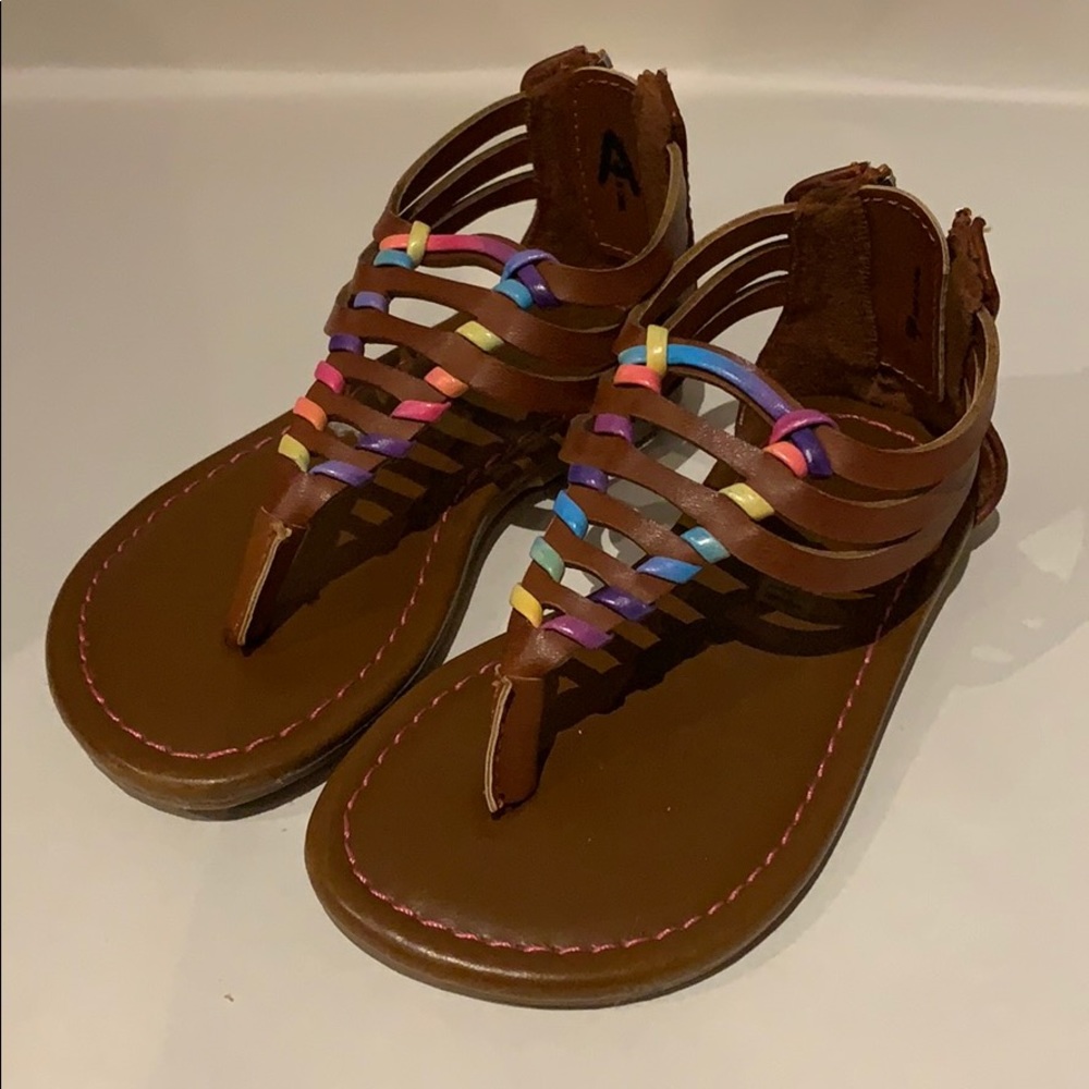 NWOT rainbow sandals toddler size 6